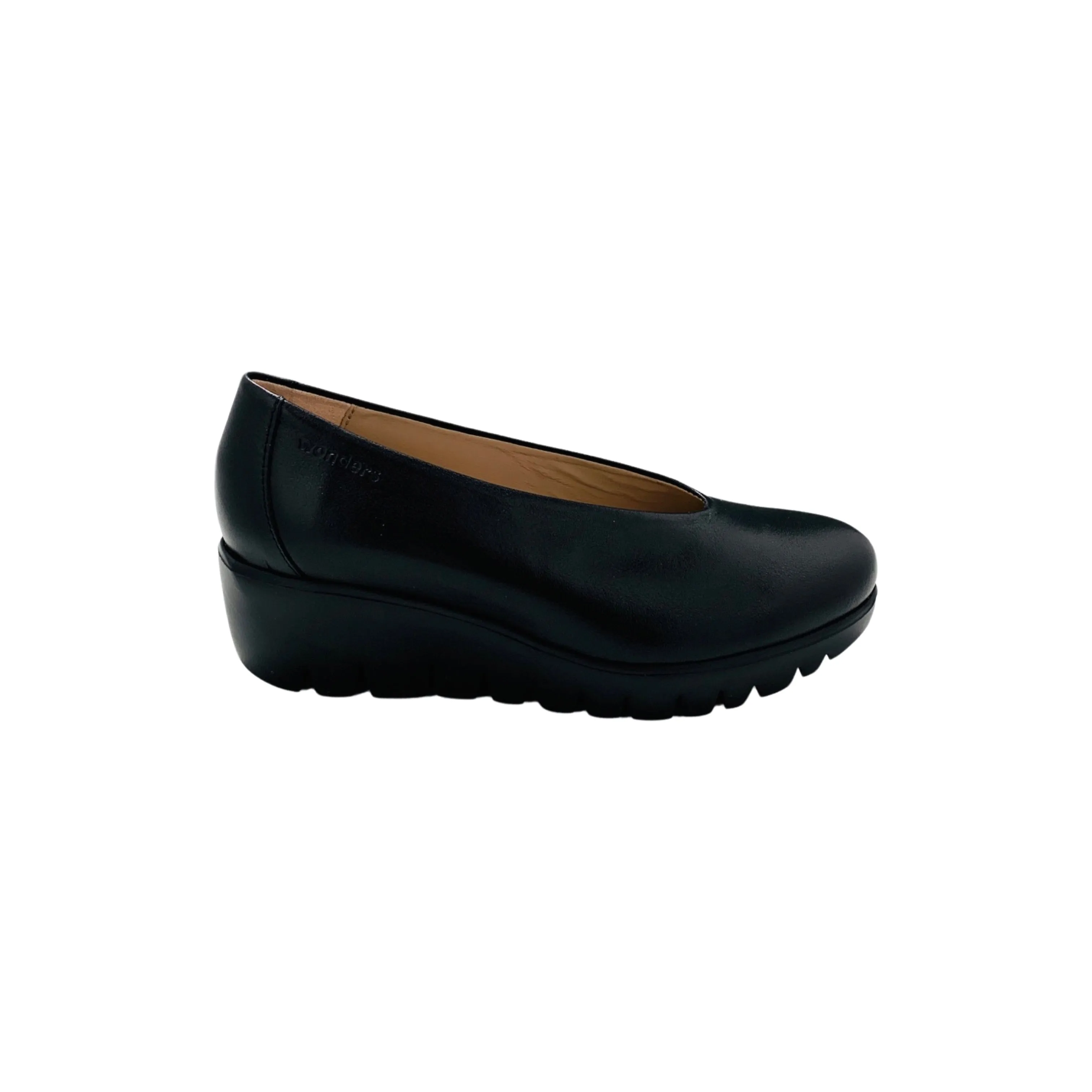 C33100 Black Leather Platform