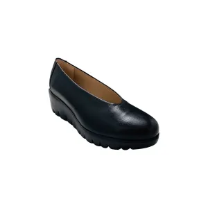 C33100 Black Leather Platform