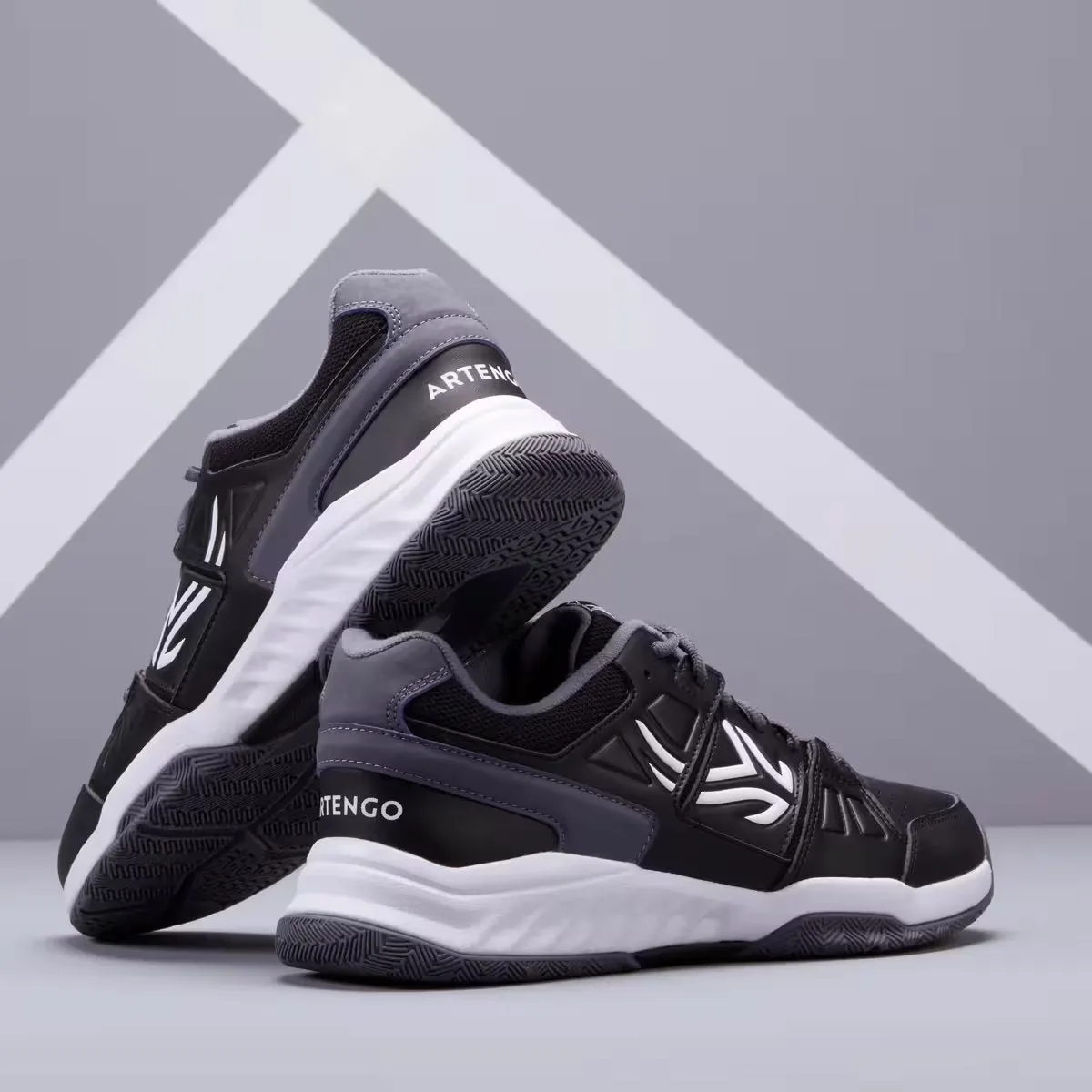 Men's tennis shoes - TS160 Multicourt black ARTENGO, black/asphalt gray/white